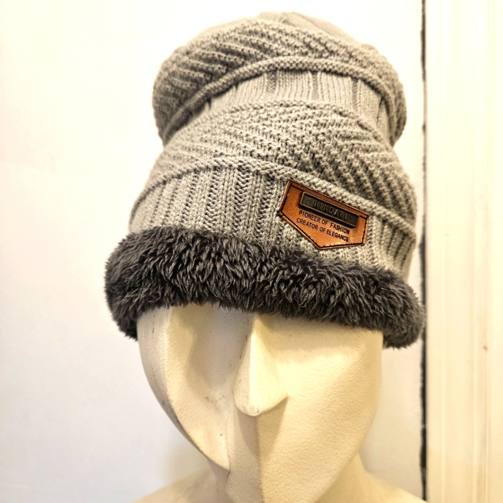 Hindawi Grey Fleece Lined Wintet Beenie